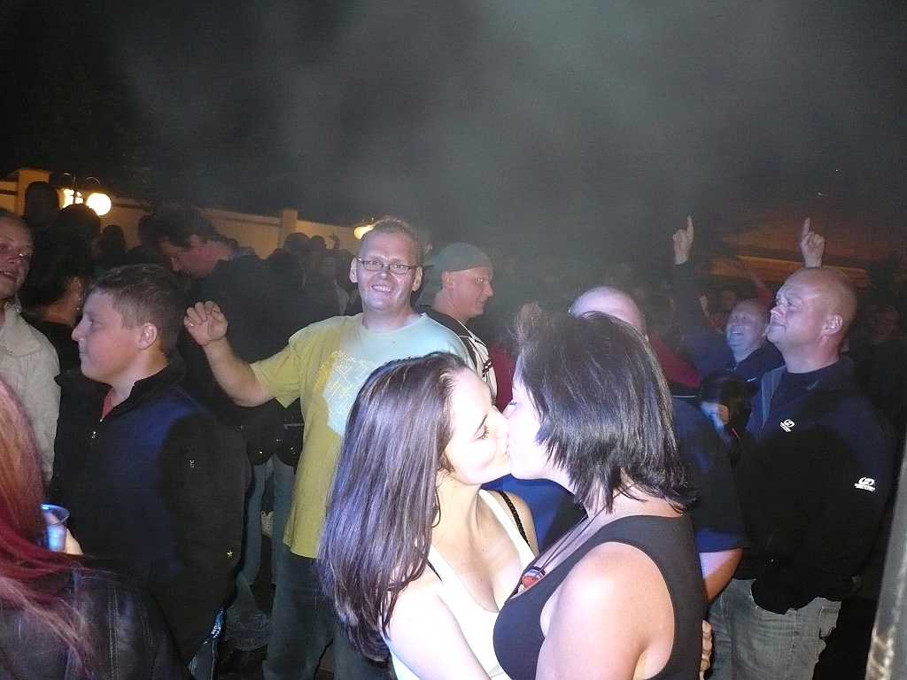 P1350682